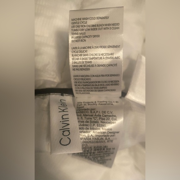 Calvin Klein Insulated Puffer Coat/Vest NWT - Picture 4 of 7